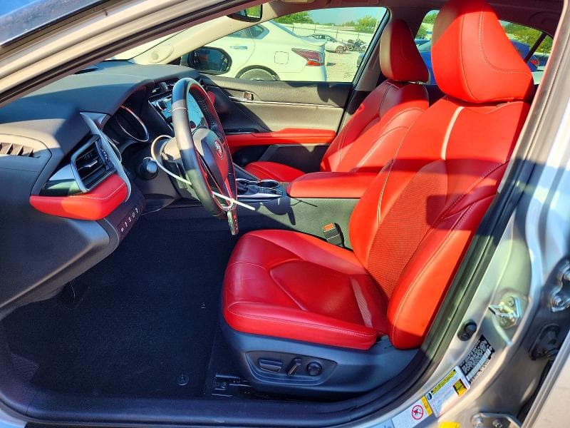 2019 TOYOTA CAMRY XSE 7