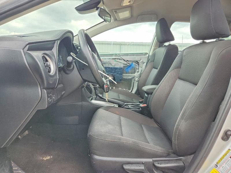2019 TOYOTA COROLLA LE 7