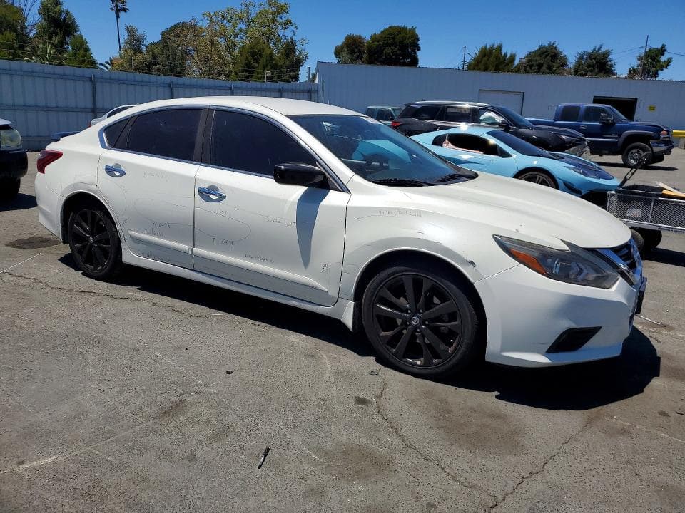 2017 NISSAN ALTIMA 2.5 SR 4