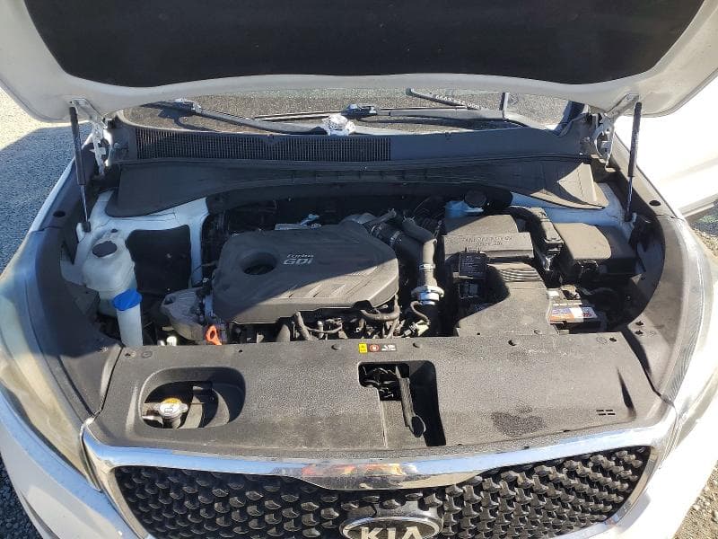 2017 KIA SORENTO EX 11