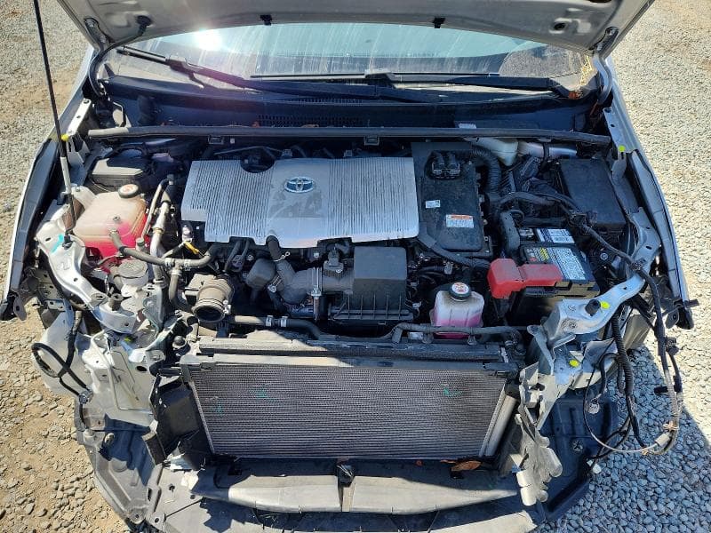 2020 TOYOTA PRIUS LE 11