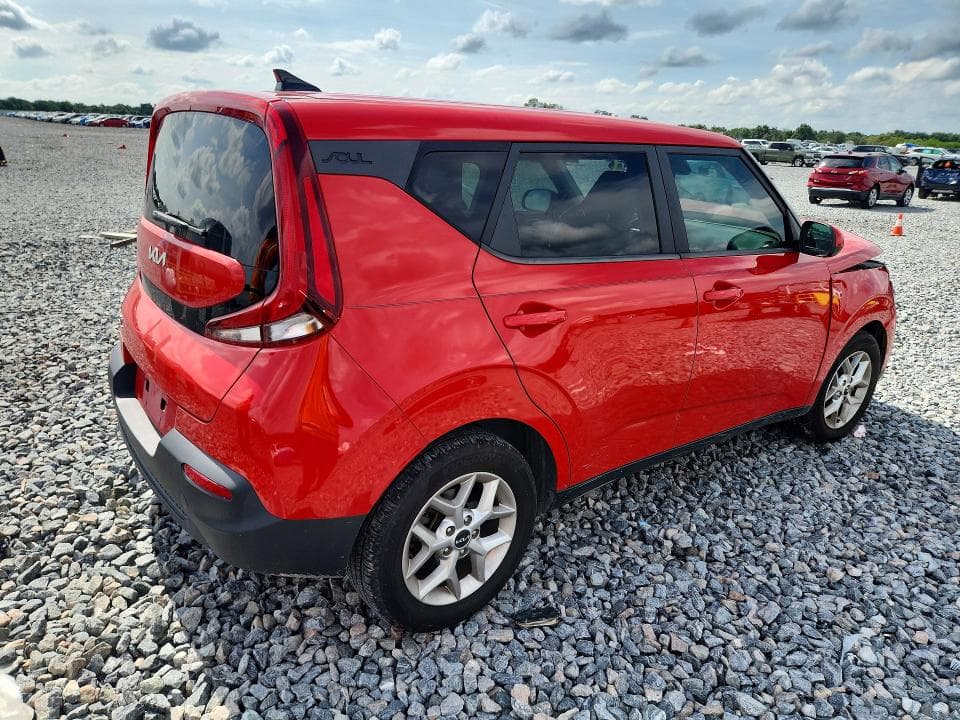 2022 KIA SOUL LX 3