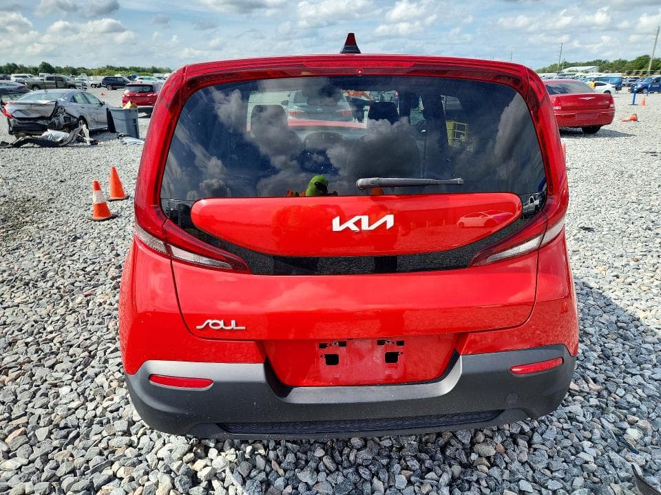 2022 KIA SOUL LX 6