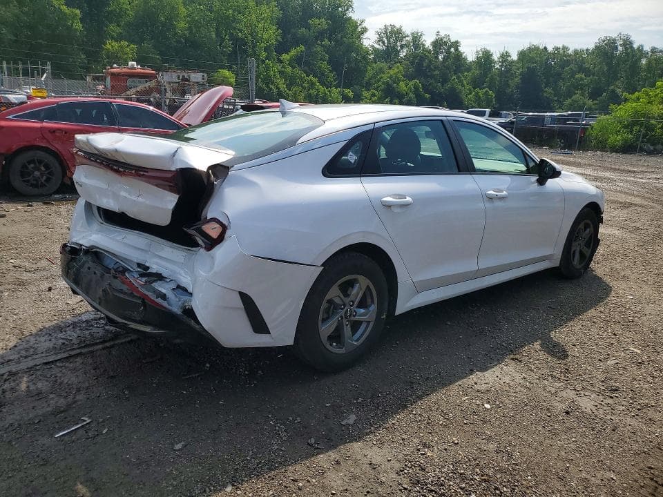 2022 KIA K5 3