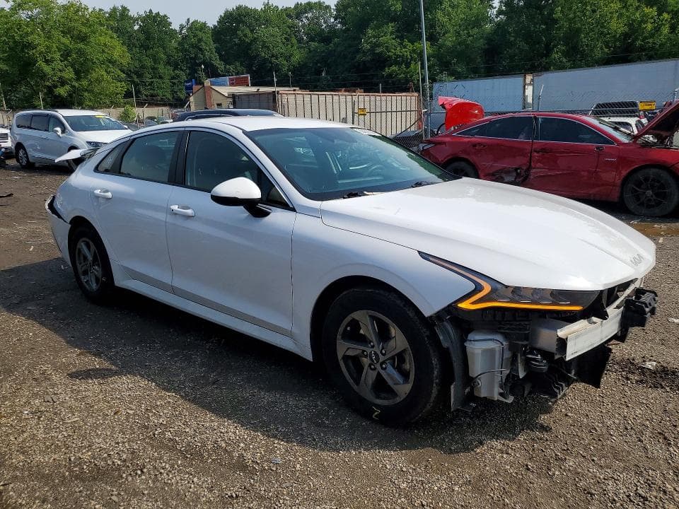 2022 KIA K5 4