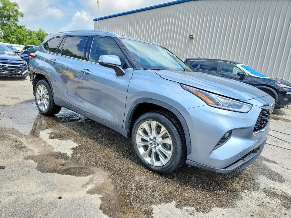2020 TOYOTA HIGHLANDER LIMITED 4