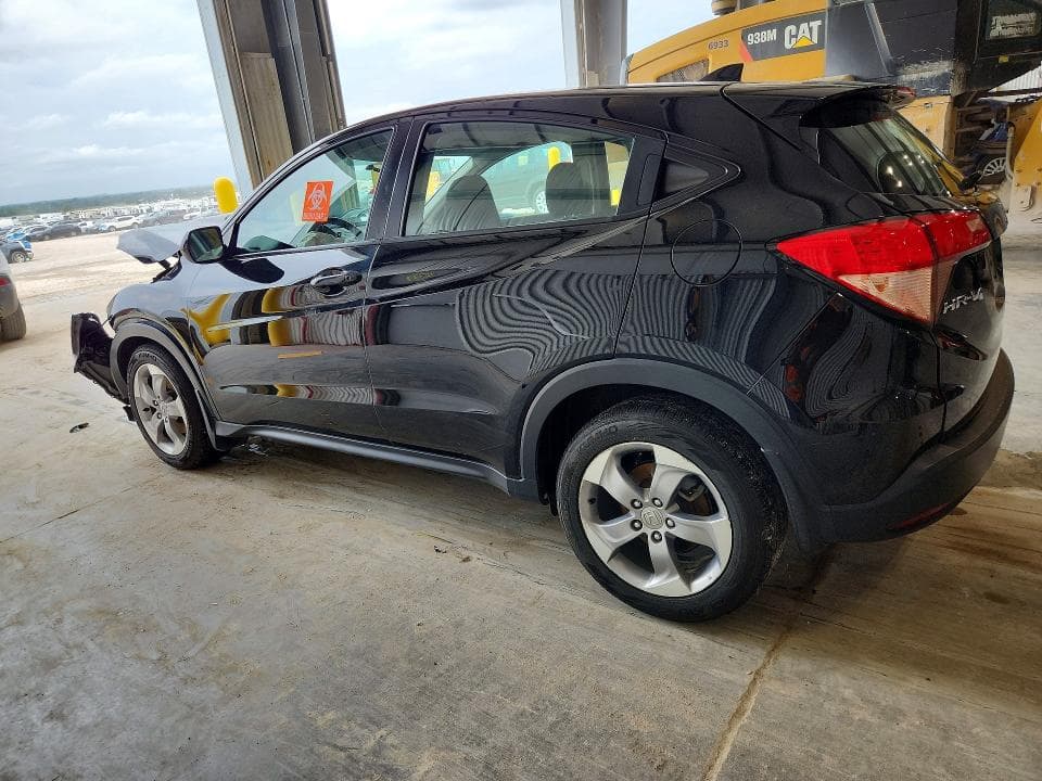 2018 HONDA HR-V LX 2