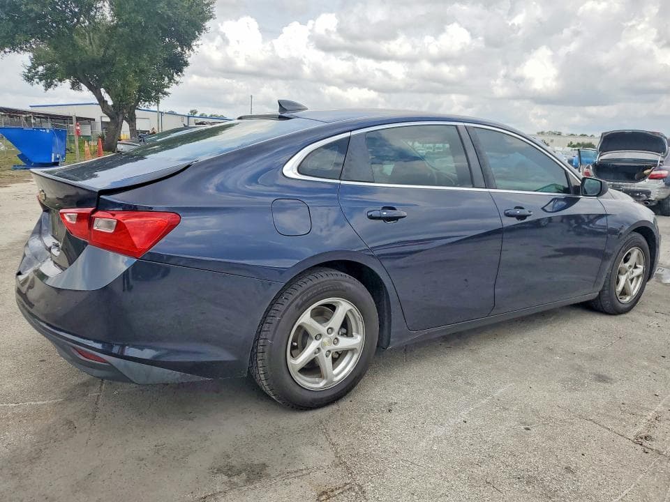 2018 CHEVROLET MALIBU LS 3