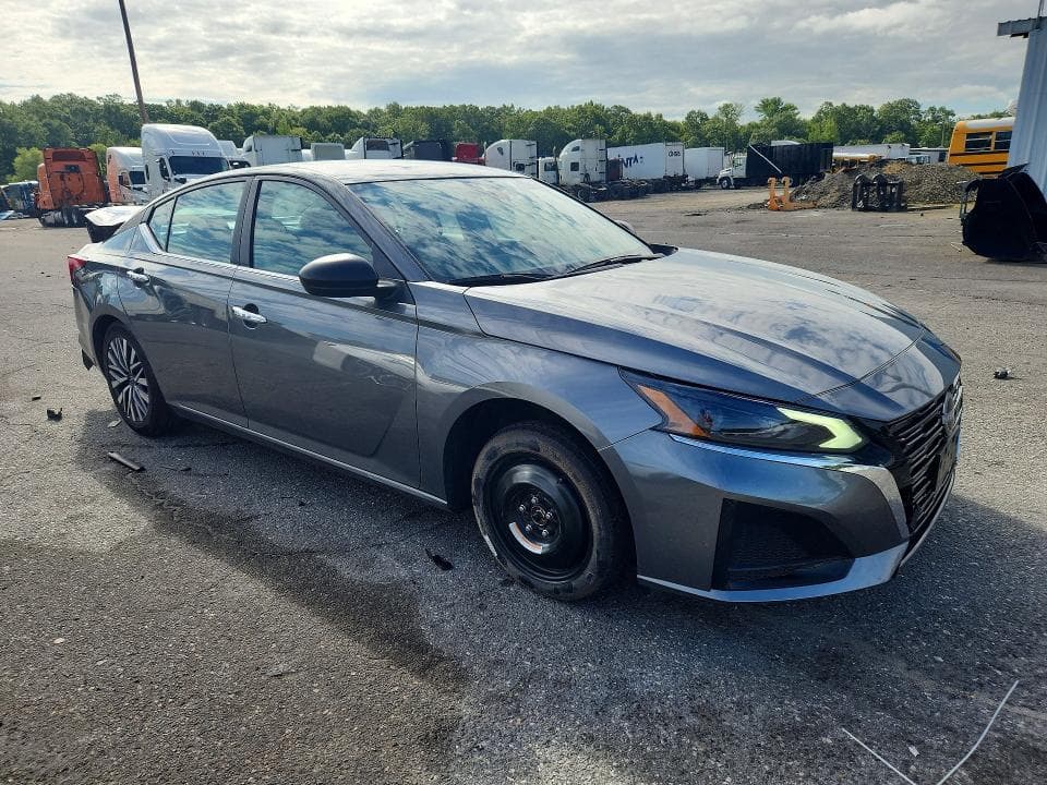 2025 NISSAN ALTIMA SV 4
