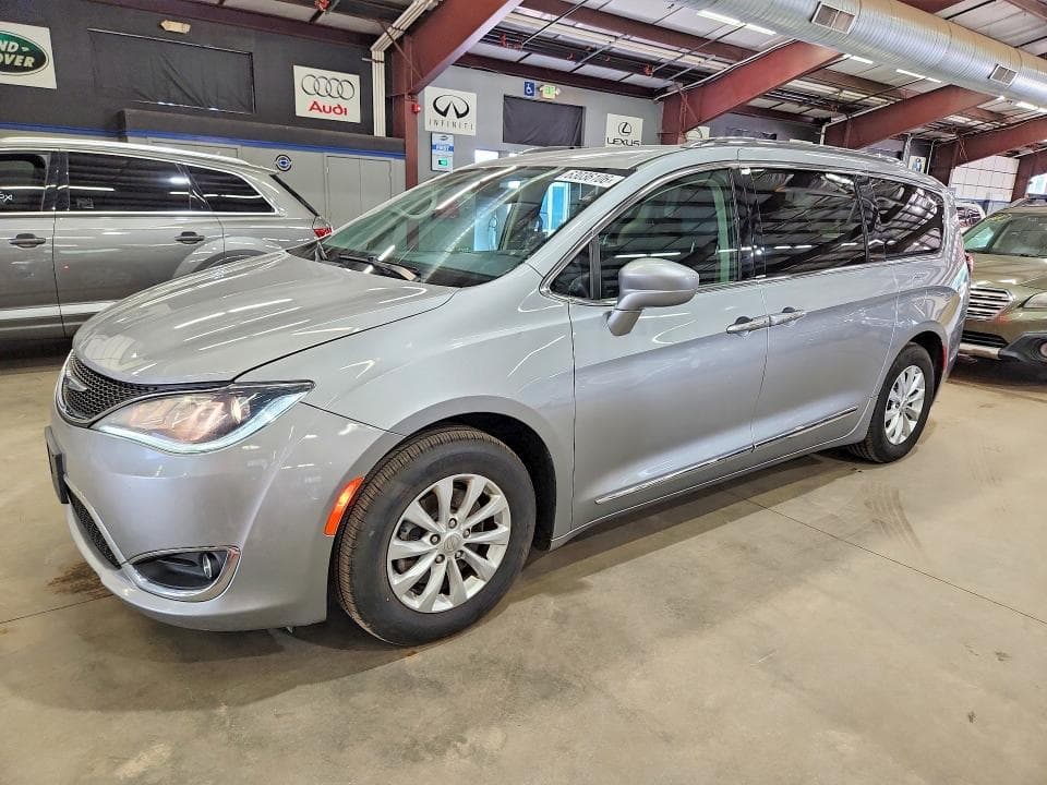 2019 CHRYSLER PACIFICA TOURING L - 1