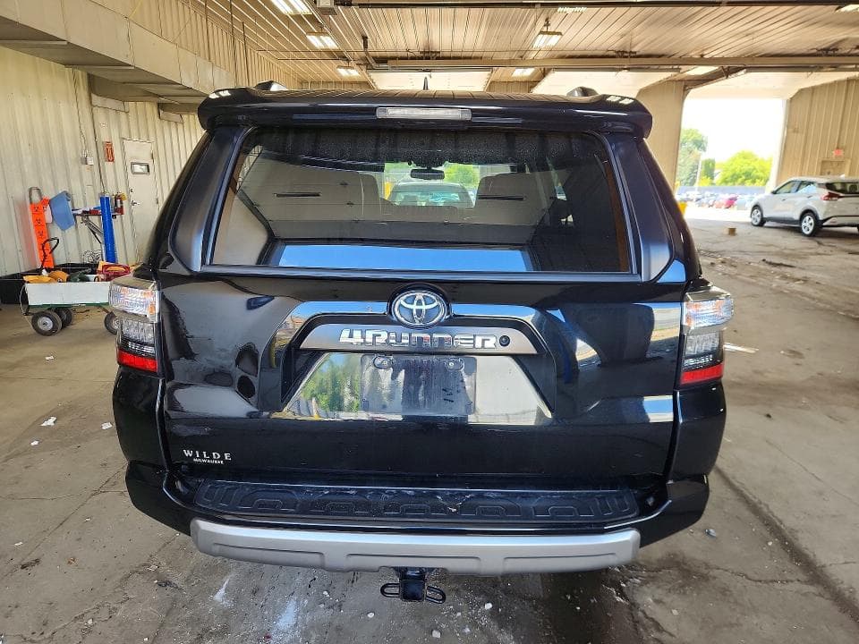 2018 TOYOTA 4RUNNER TRD OFF-ROAD PREMIUM 6