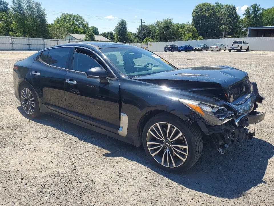 2018 KIA STINGER PREMIUM 4