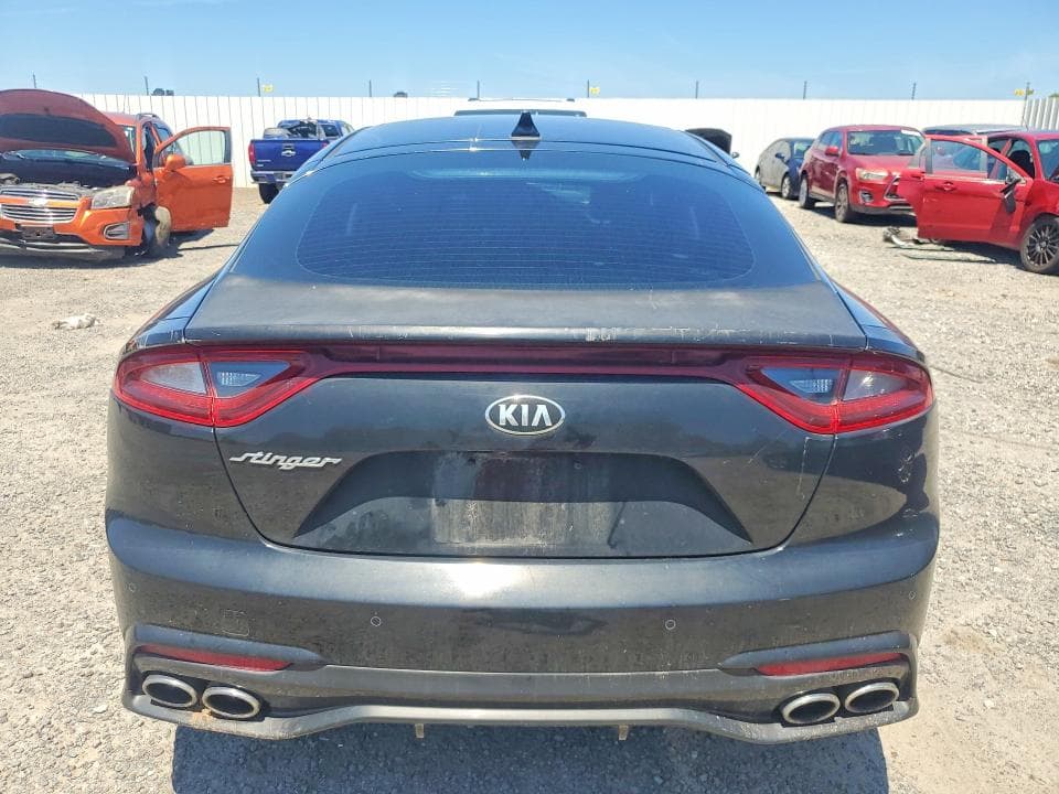 2018 KIA STINGER PREMIUM 6