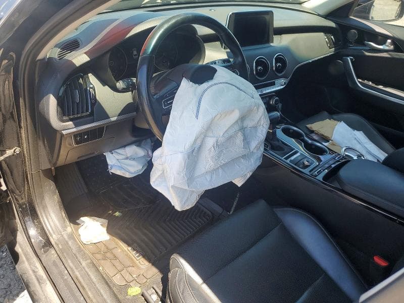 2018 KIA STINGER PREMIUM 8