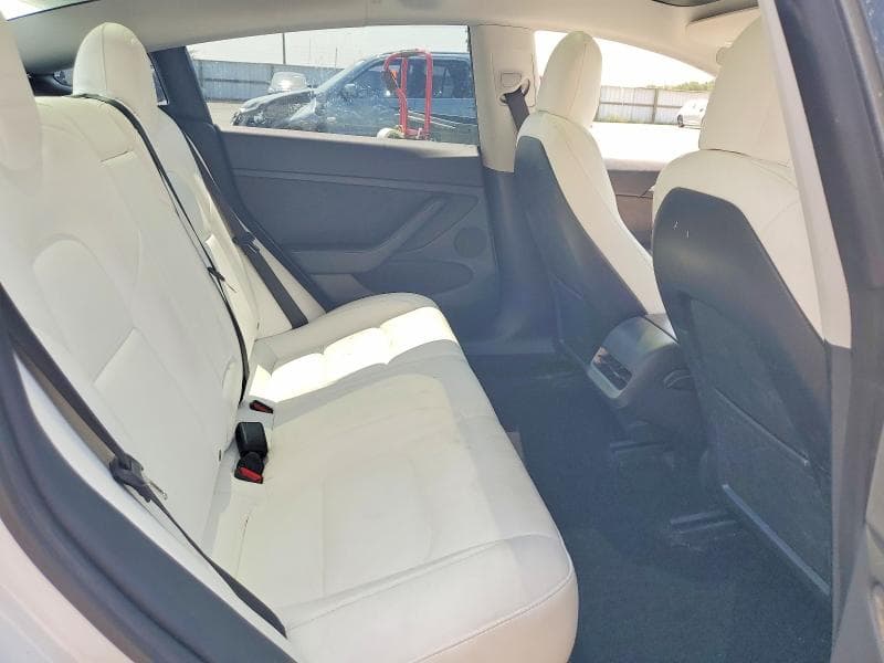 2021 TESLA MODEL 3 10