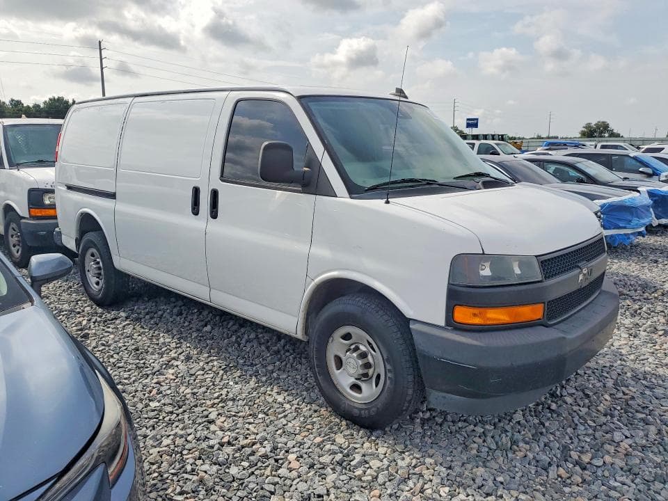 2019 CHEVROLET EXPRESS G2500 4