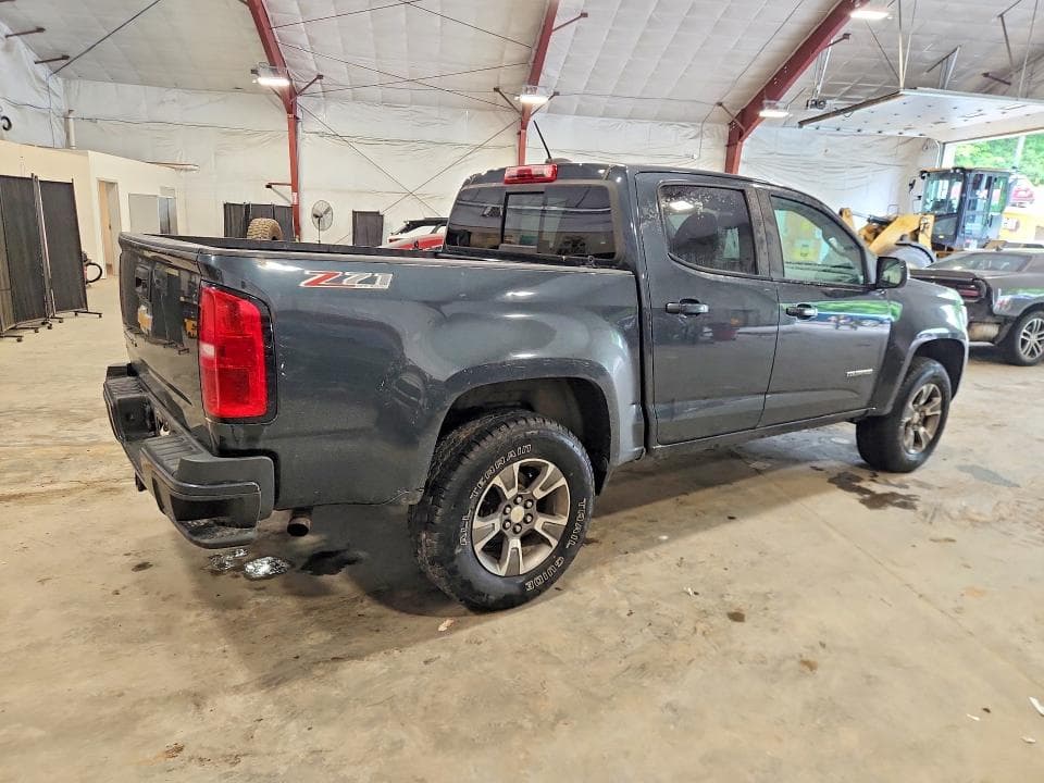 2017 CHEVROLET COLORADO Z71 3