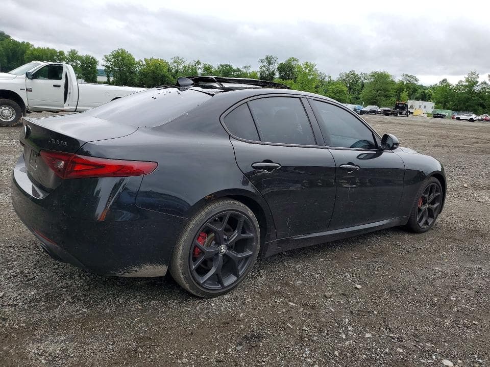 2020 ALFA ROMEO GIULIA TI 3