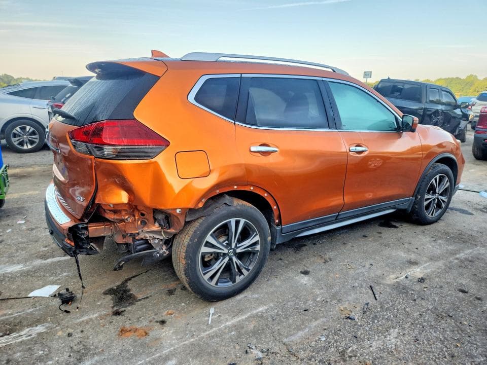 2019 NISSAN ROGUE SV 3