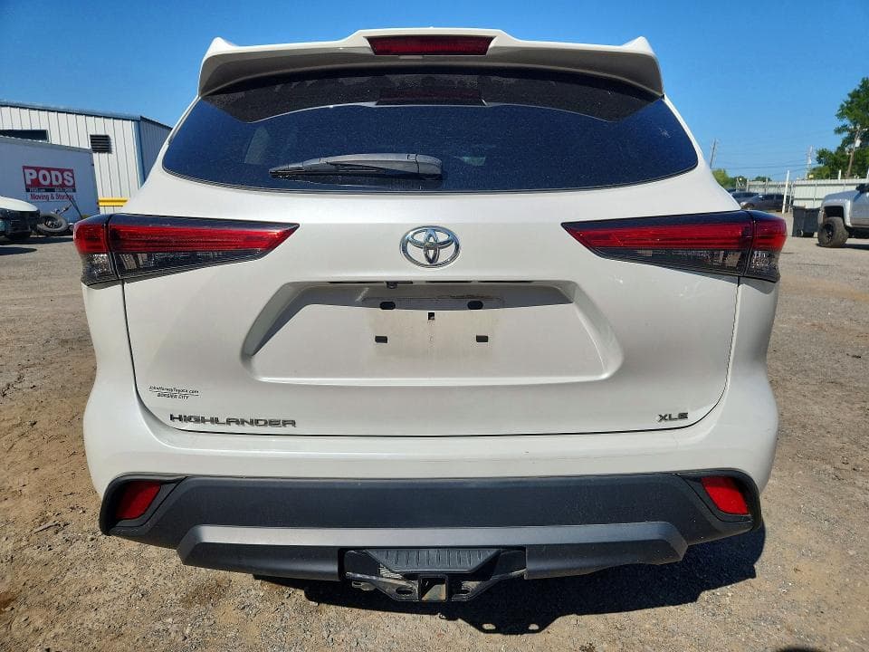 2023 TOYOTA HIGHLANDER XLE 6