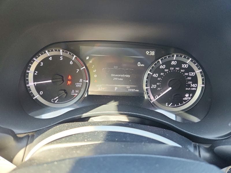 2023 TOYOTA HIGHLANDER XLE 9