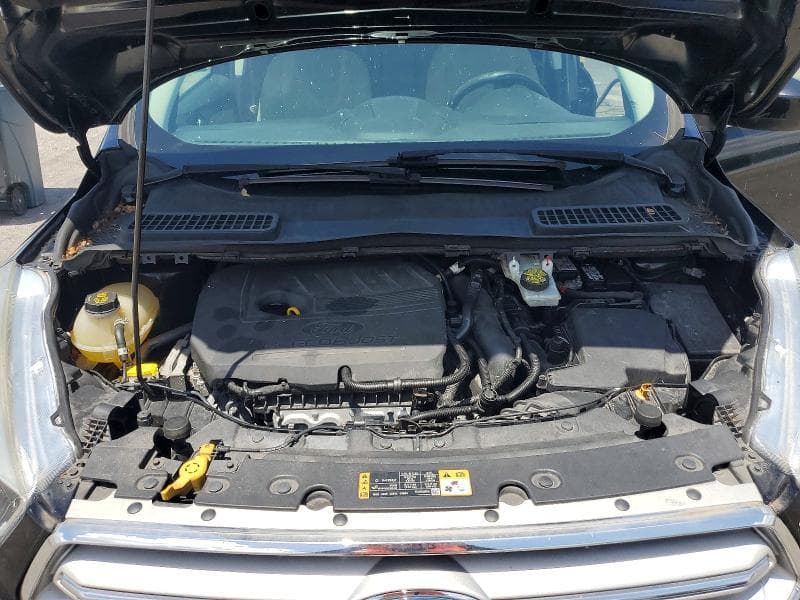 2018 FORD ESCAPE SE 11