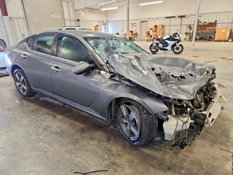 2019 NISSAN ALTIMA S 4