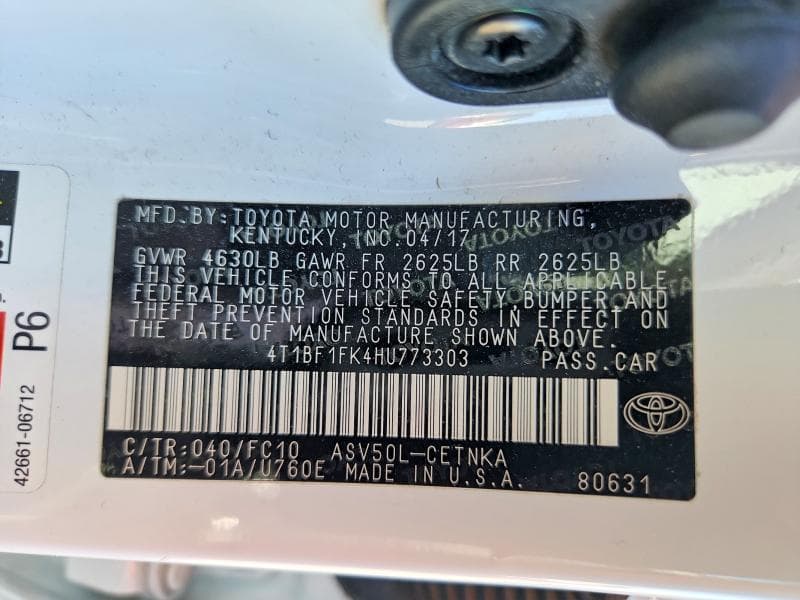 2017 TOYOTA CAMRY LE 12