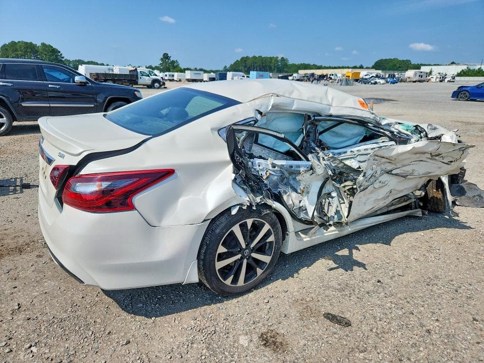 2018 NISSAN ALTIMA 2.5 SR 3