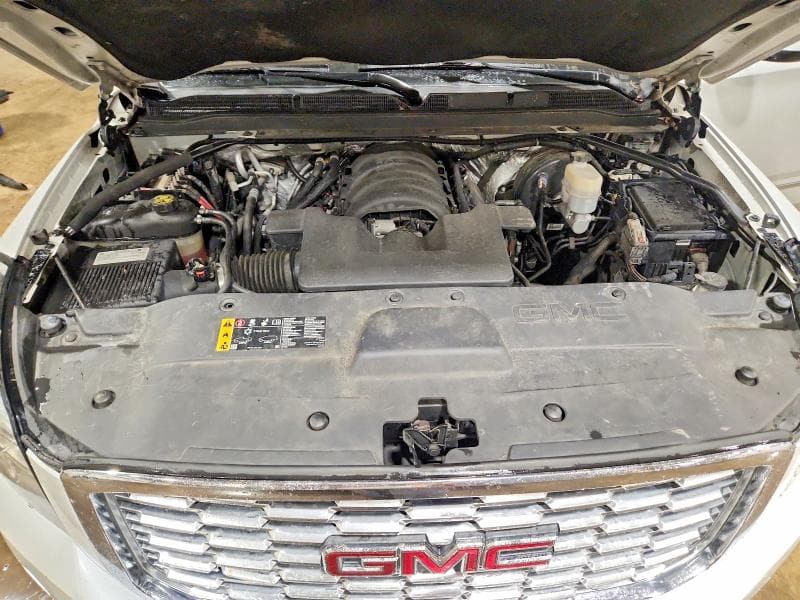 2018 GMC YUKON XL DENALI 12