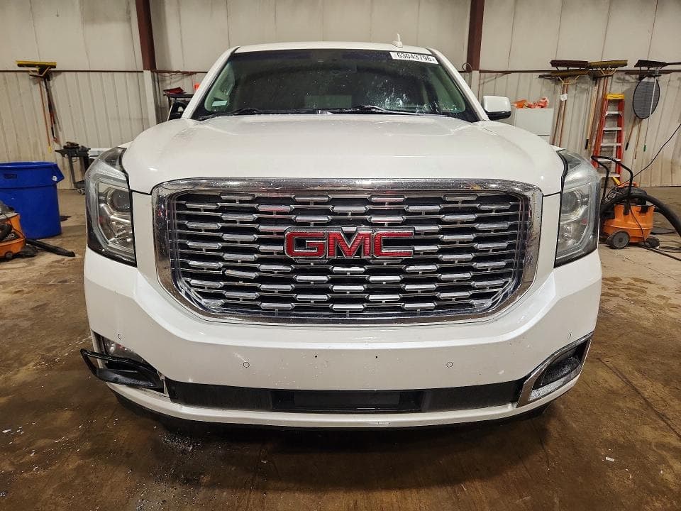 2018 GMC YUKON XL DENALI 5