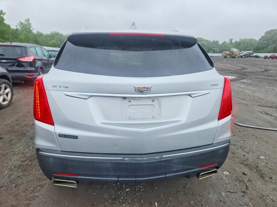 2017 CADILLAC XT5 LUXURY 6