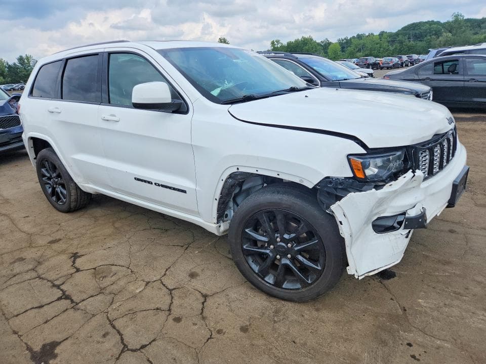 2017 JEEP GRAND CHEROKEE LAREDO 4