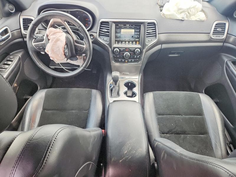 2017 JEEP GRAND CHEROKEE LAREDO 8