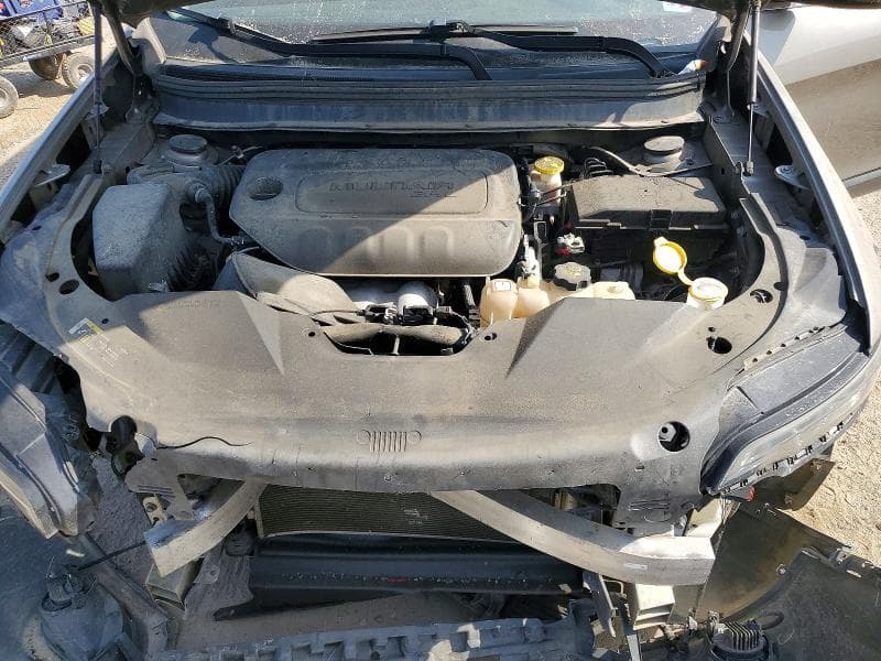 2019 JEEP CHEROKEE LATITUDE PLUS 12