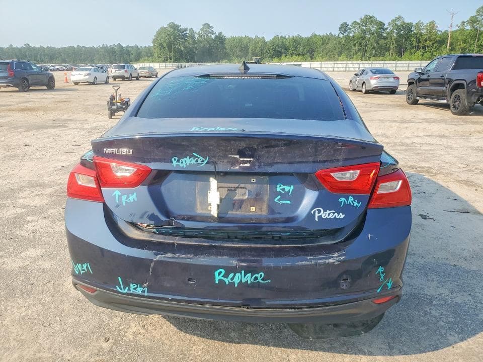 2018 CHEVROLET MALIBU LS 6