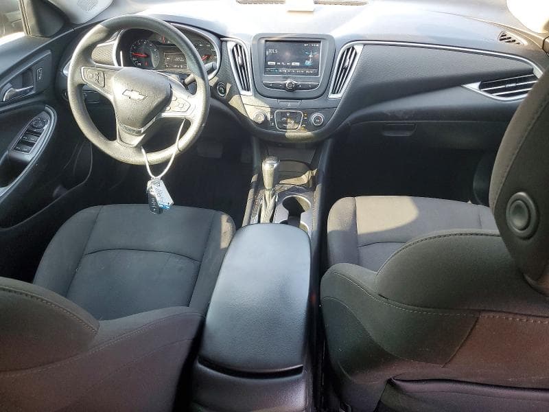 2018 CHEVROLET MALIBU LS 8