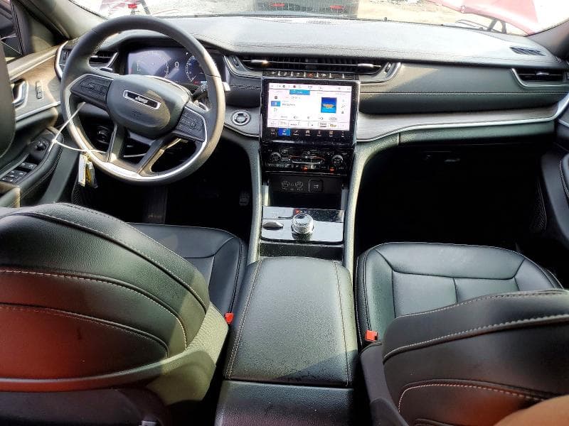 2025 JEEP GRAND CHEROKEE LIMITED 8