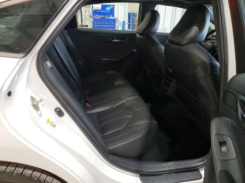 2019 TOYOTA AVALON XLE 10