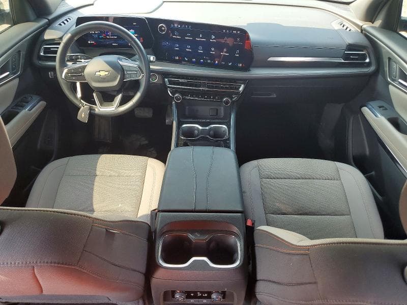 2026 CHEVROLET TRAVERSE LT 8
