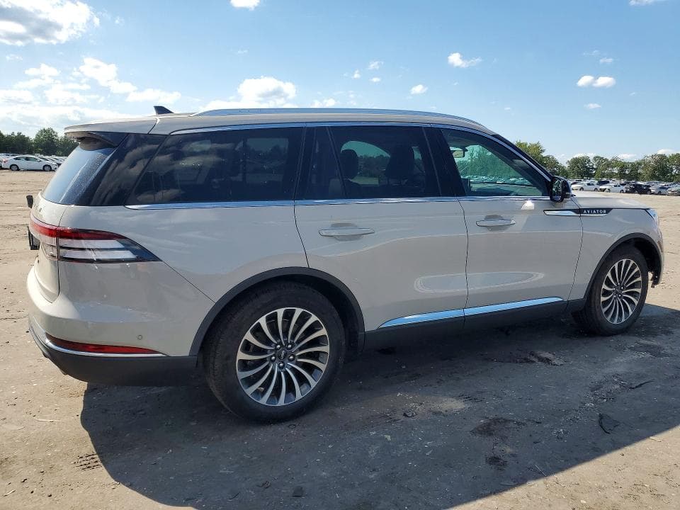 2023 LINCOLN AVIATOR RESERVE 3