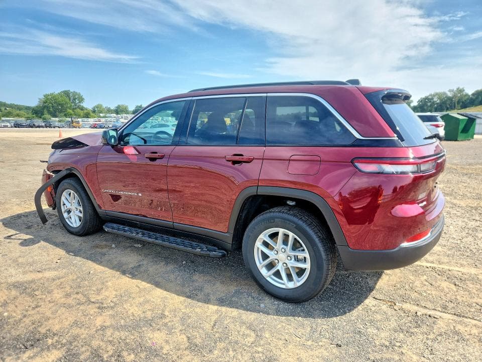 2025 JEEP GRAND CHEROKEE LAREDO 2