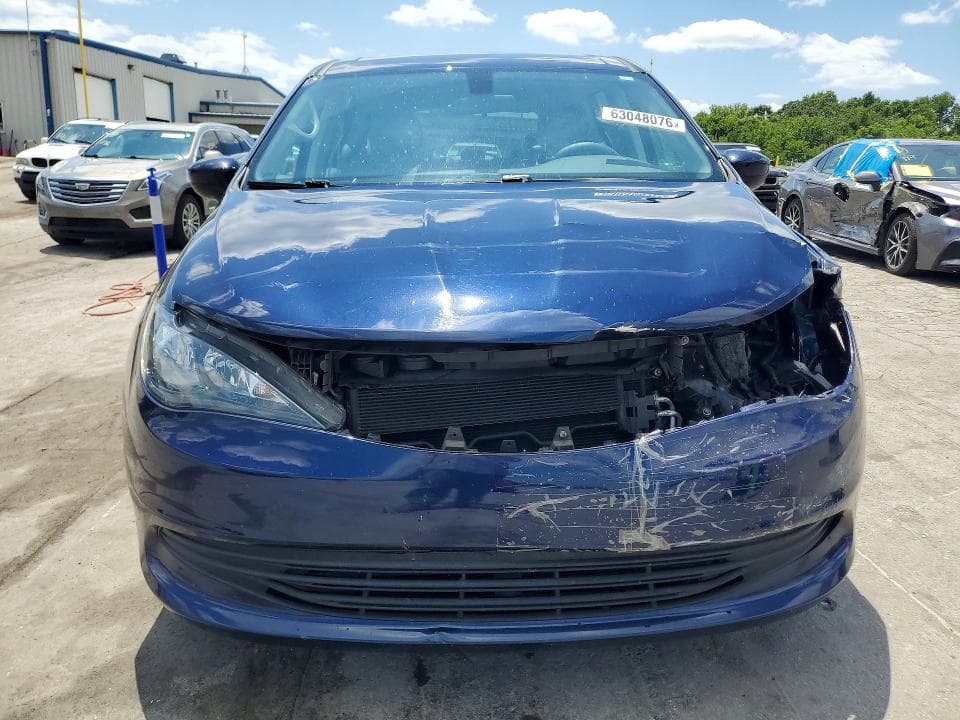 2019 CHRYSLER PACIFICA TOURING 5