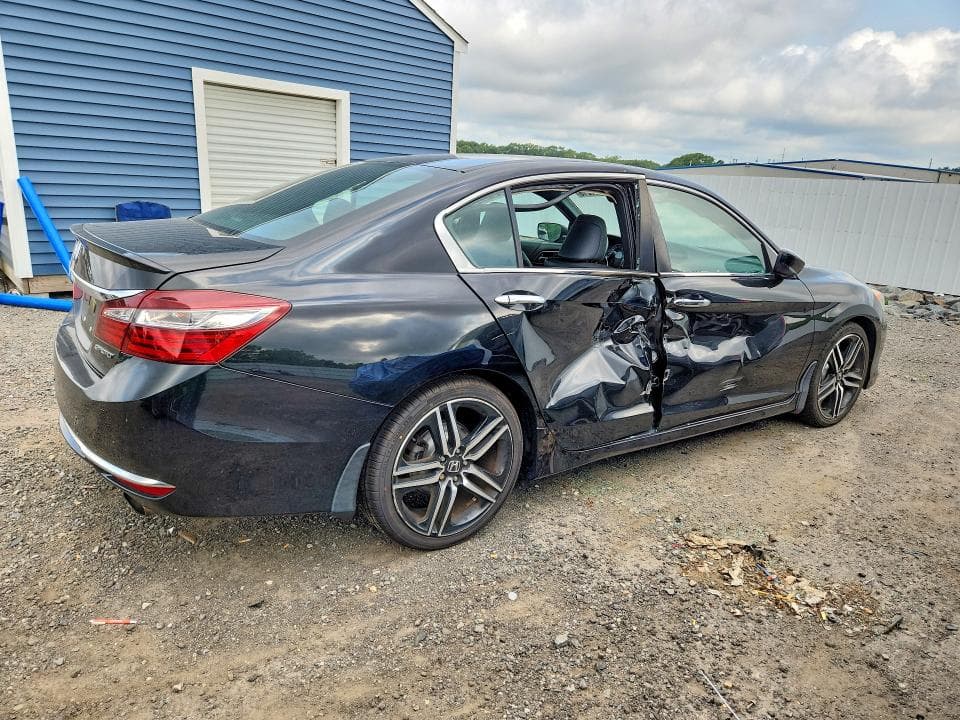 2017 HONDA ACCORD SPORT 3