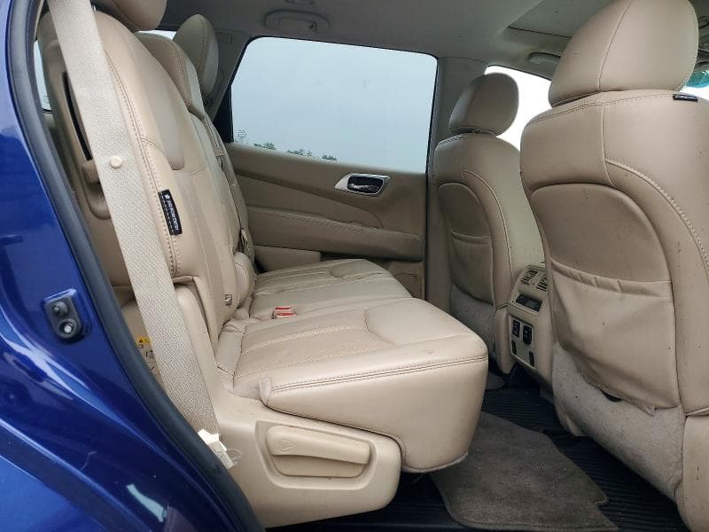 2018 NISSAN PATHFINDER PLATINUM 11