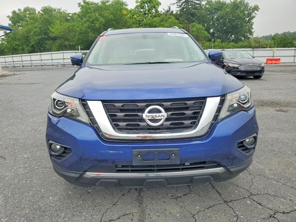 2018 NISSAN PATHFINDER PLATINUM 5