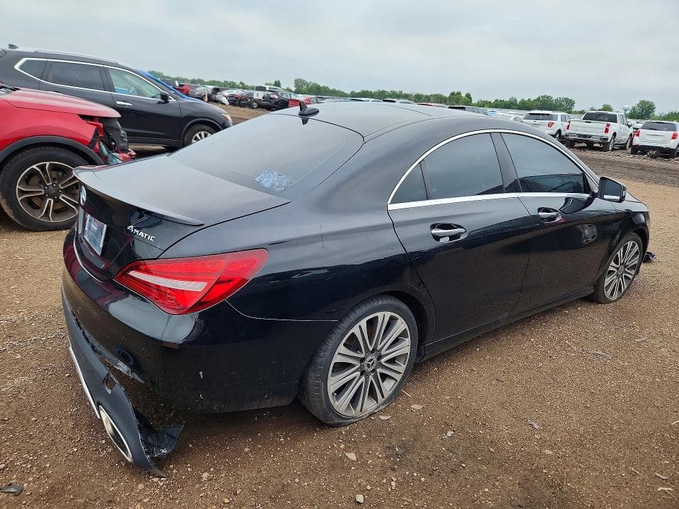 2018 MERCEDES-BENZ CLA 250 4MATIC 3
