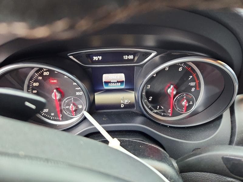 2018 MERCEDES-BENZ CLA 250 4MATIC 9