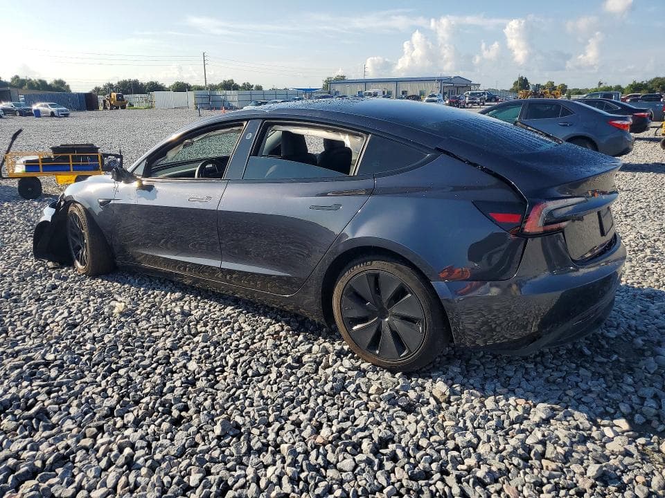 2024 TESLA MODEL 3 2