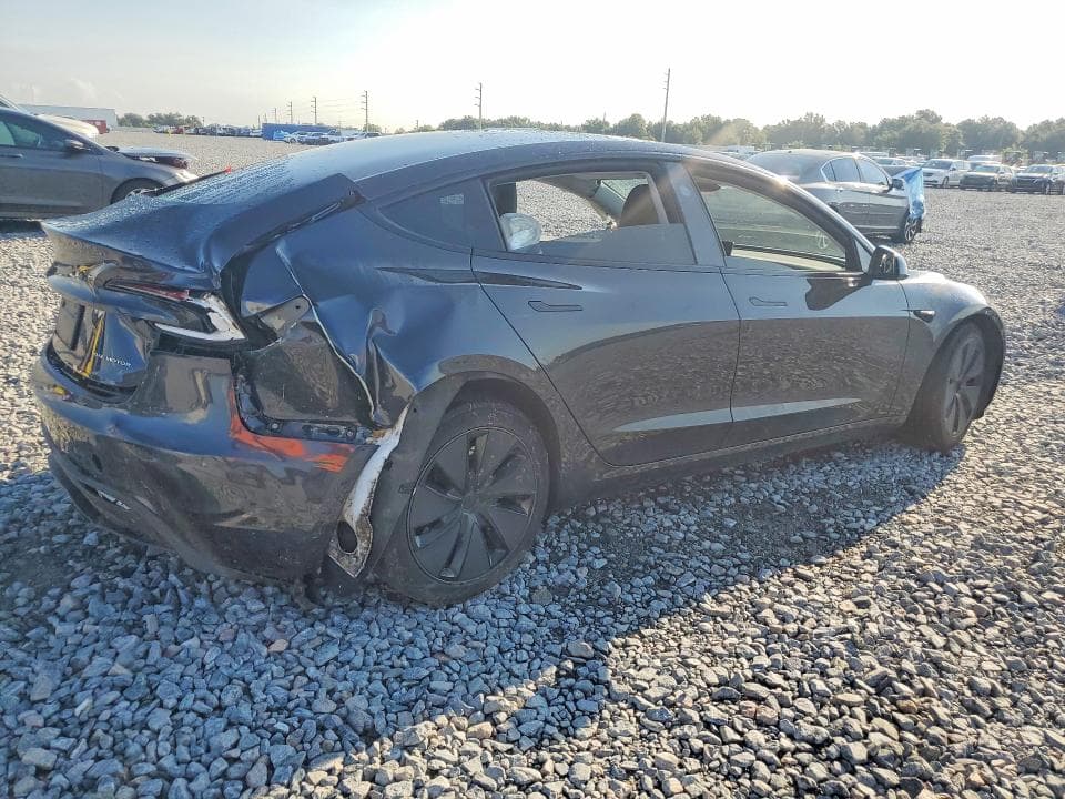 2024 TESLA MODEL 3 3